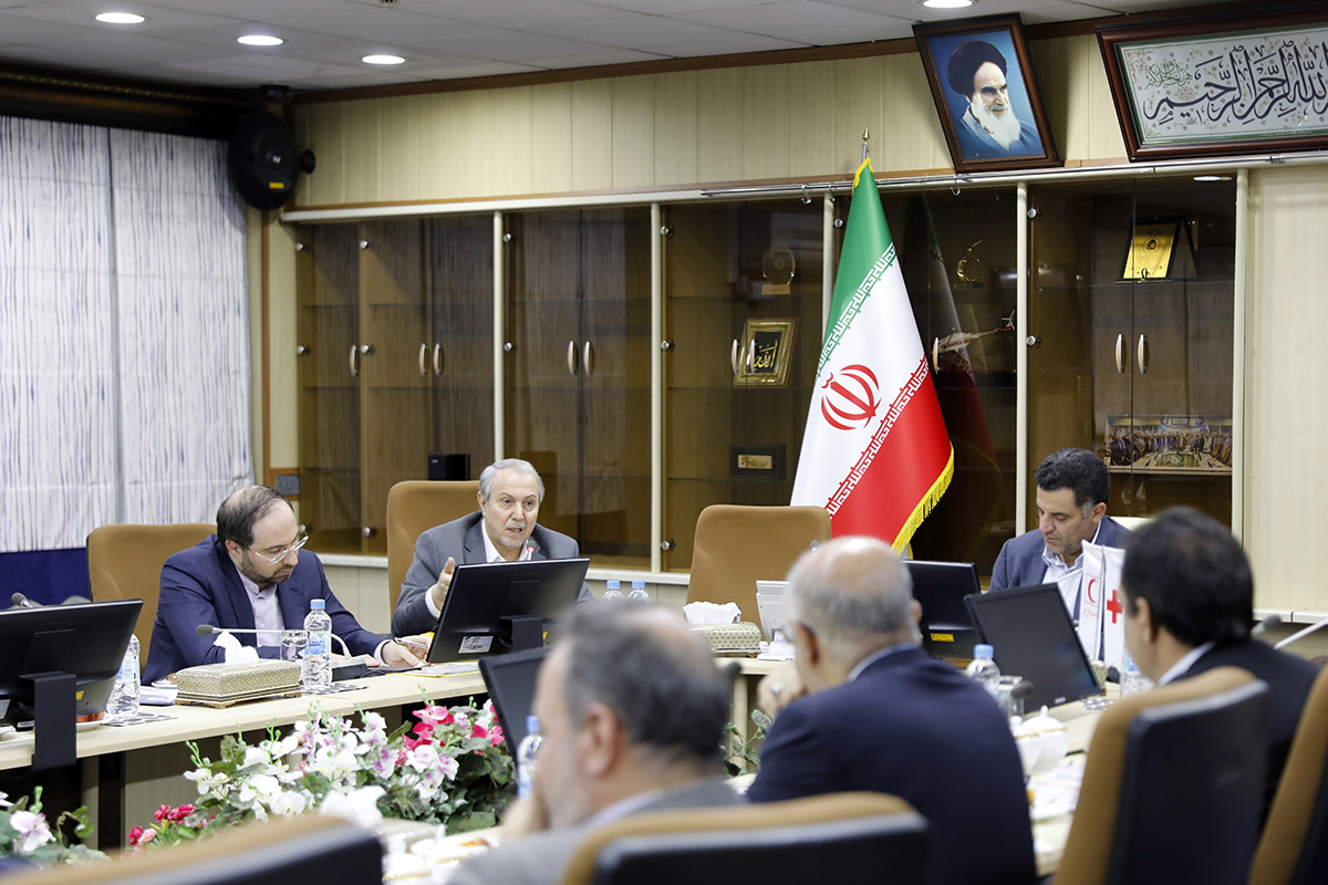راهکارهای تامین داروی مورد نیاز داروخانه های هلال احمر در ماه های آینده/ تشریح خدمات مرکز پزشکی حج و زیارت هلال احمر در حج سال جاری/ 288 هزار ویزیت زائران ایرانی تاکنون در عربستان